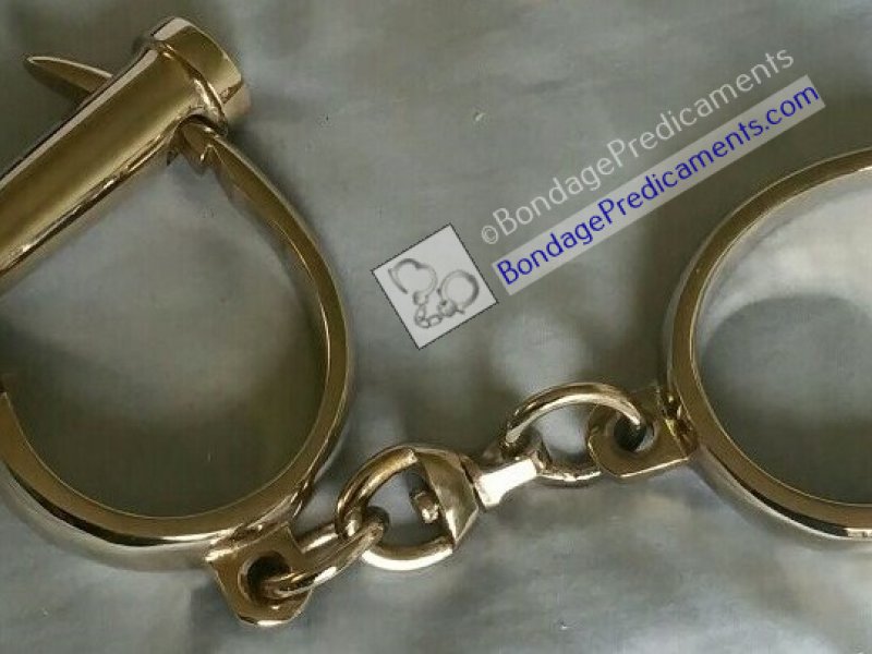 Darby Style Handcuffs